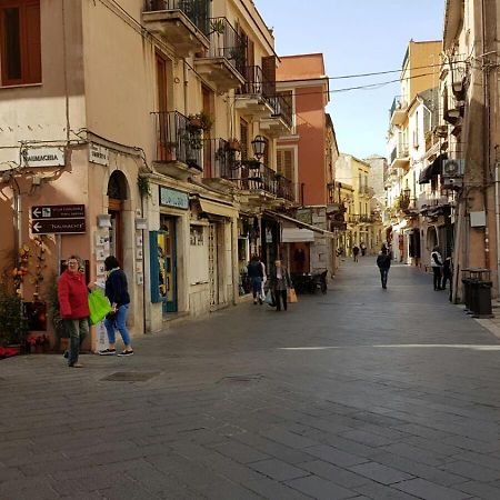 Casa Naumachie Relax In A Safe And Wonderful Place Taormina Exterior foto