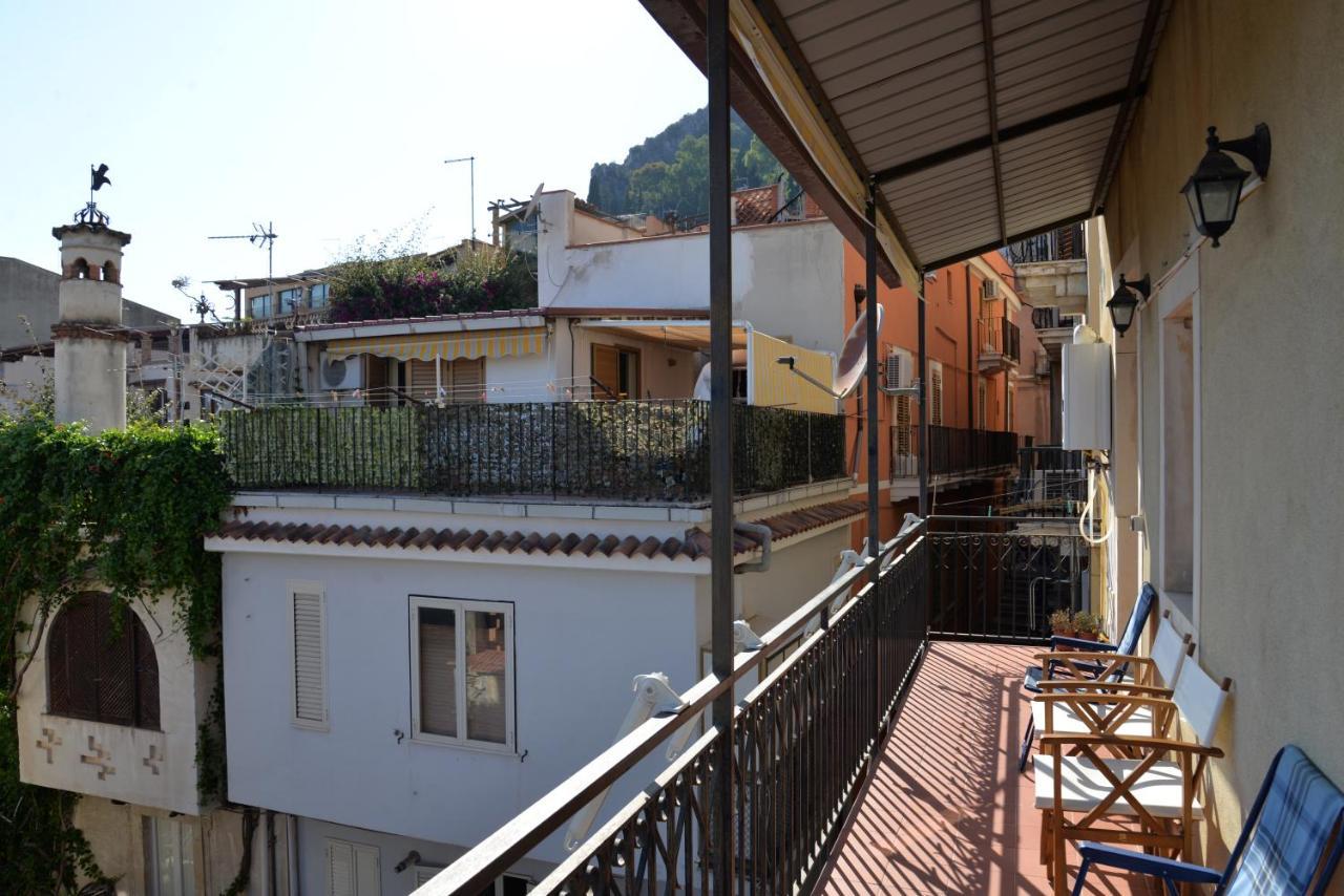 Casa Naumachie Relax In A Safe And Wonderful Place Taormina Exterior foto