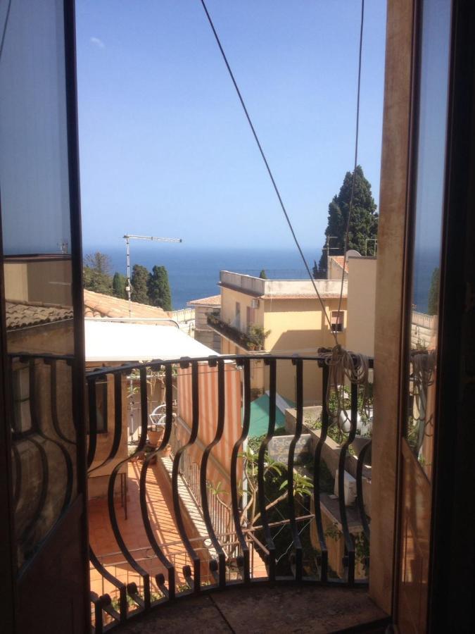 Casa Naumachie Relax In A Safe And Wonderful Place Taormina Exterior foto