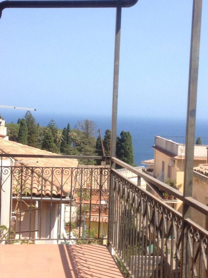 Casa Naumachie Relax In A Safe And Wonderful Place Taormina Exterior foto